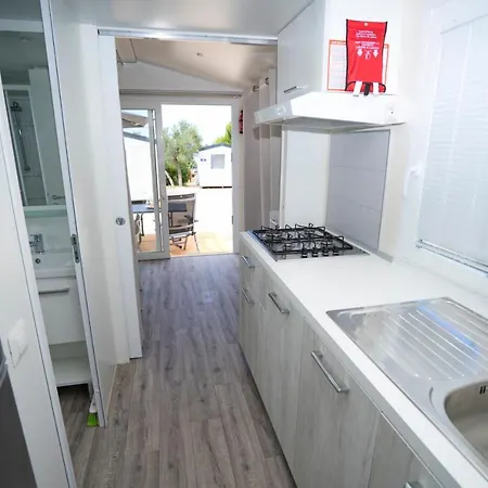 Mobile Homes Kovacine Tatil parkı 4*