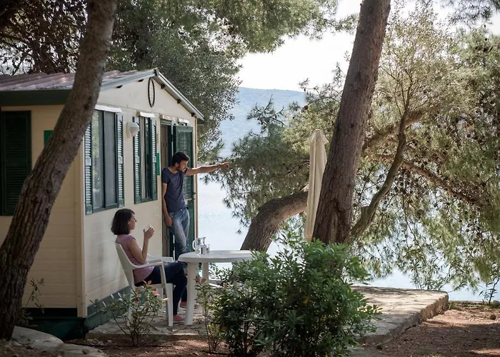 Mobile Homes Kovacine Vakantiepark 4*